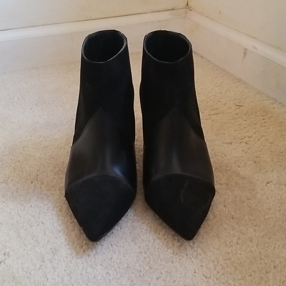 Woman booties